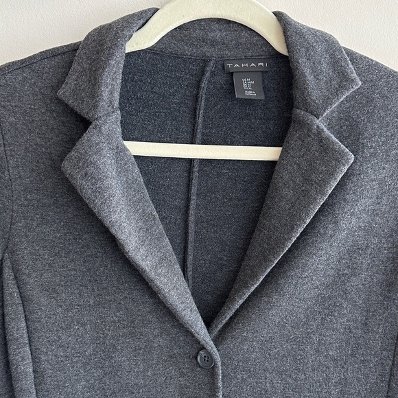 Tahari Dark Grey Stretch Sweatshirt Blazer, Casual Workwear, Size Medium - Picture 10 of 16